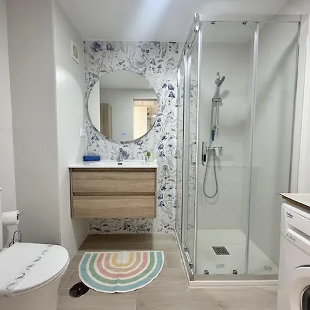 Apartamento First Line To Sea, In Verdemar With Pool And Sea Views Nerja