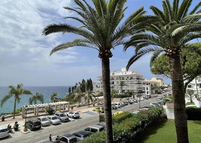 First Line To Sea, In Verdemar With Pool And Sea Views Nerja