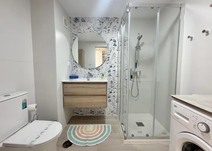 Apartamento First Line To Sea, In Verdemar With Pool And Sea Views Nerja