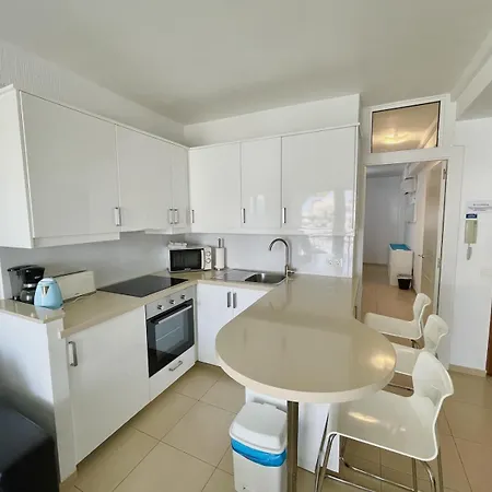 Apartment First Line To Sea, In Verdemar With Pool And Sea Views