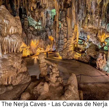 First Line To Sea, In Verdemar With Pool And Sea Views * Nerja