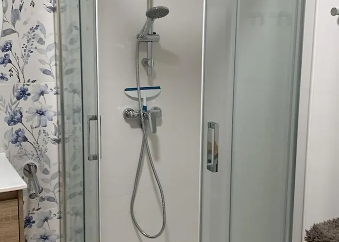 First Line To Sea, In Verdemar With Pool And Sea Views *