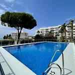 First Line To Sea, In Verdemar With Pool And Sea Views Lägenhet